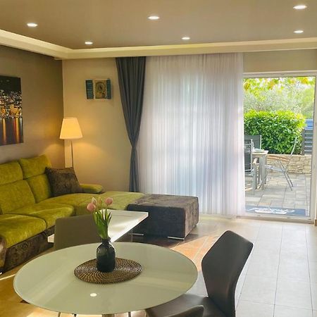 Gabrijel Apartments Makarska 1 ภายนอก รูปภาพ